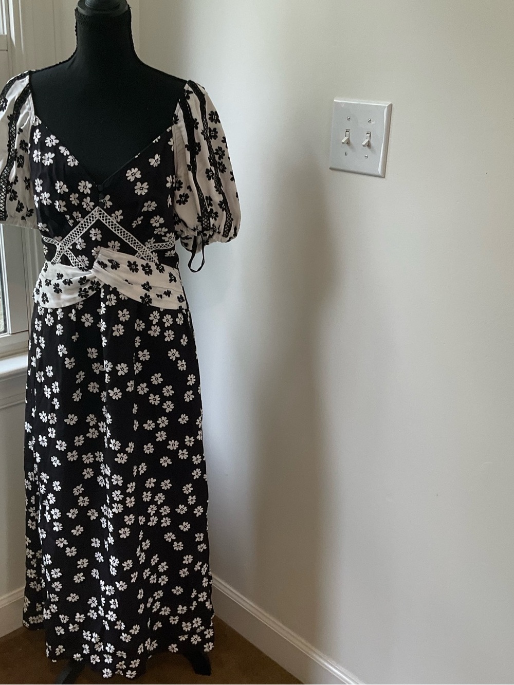 Self-Portrait Black & White Floral Maxi Dress with Puff Sleeves